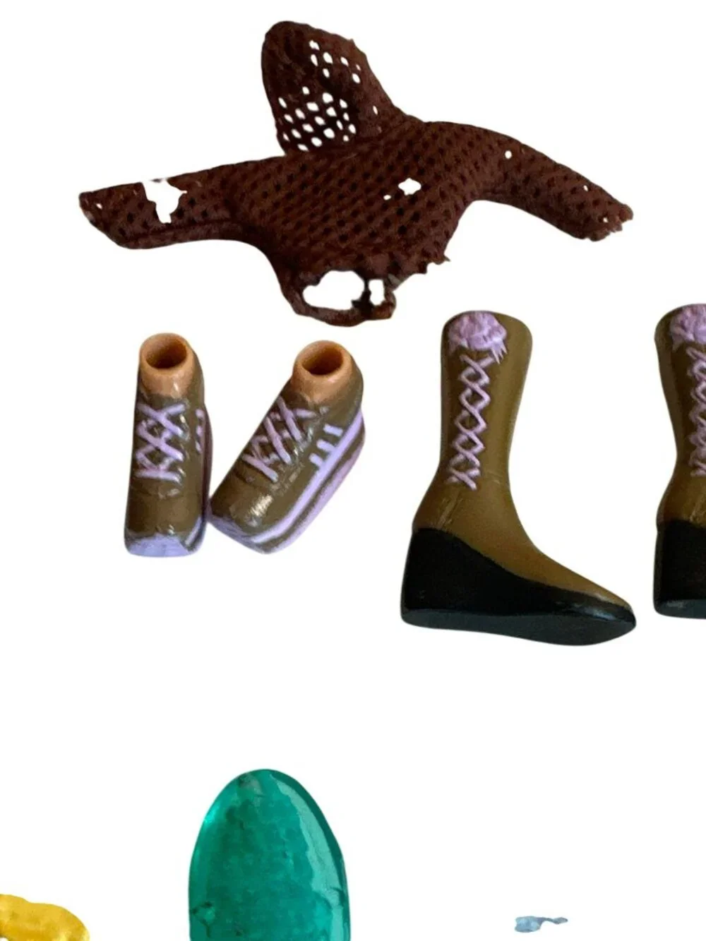 Lil Bratz Mixed Lot of Clothing Matching Shoes Tops Skirt Bottle Etc.